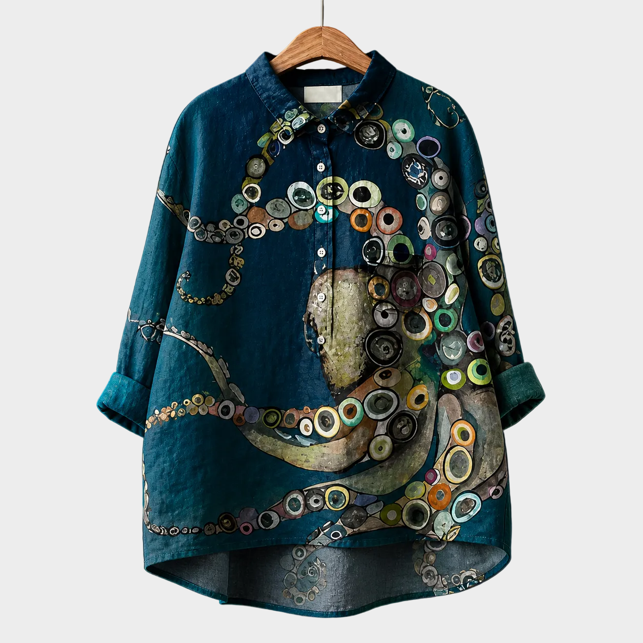 テマリ｜紺地に円模様のタコ柄シャツブラウス