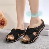 ヒカリ｜スタッズ飾りクロスベルトのウェッジサンダル